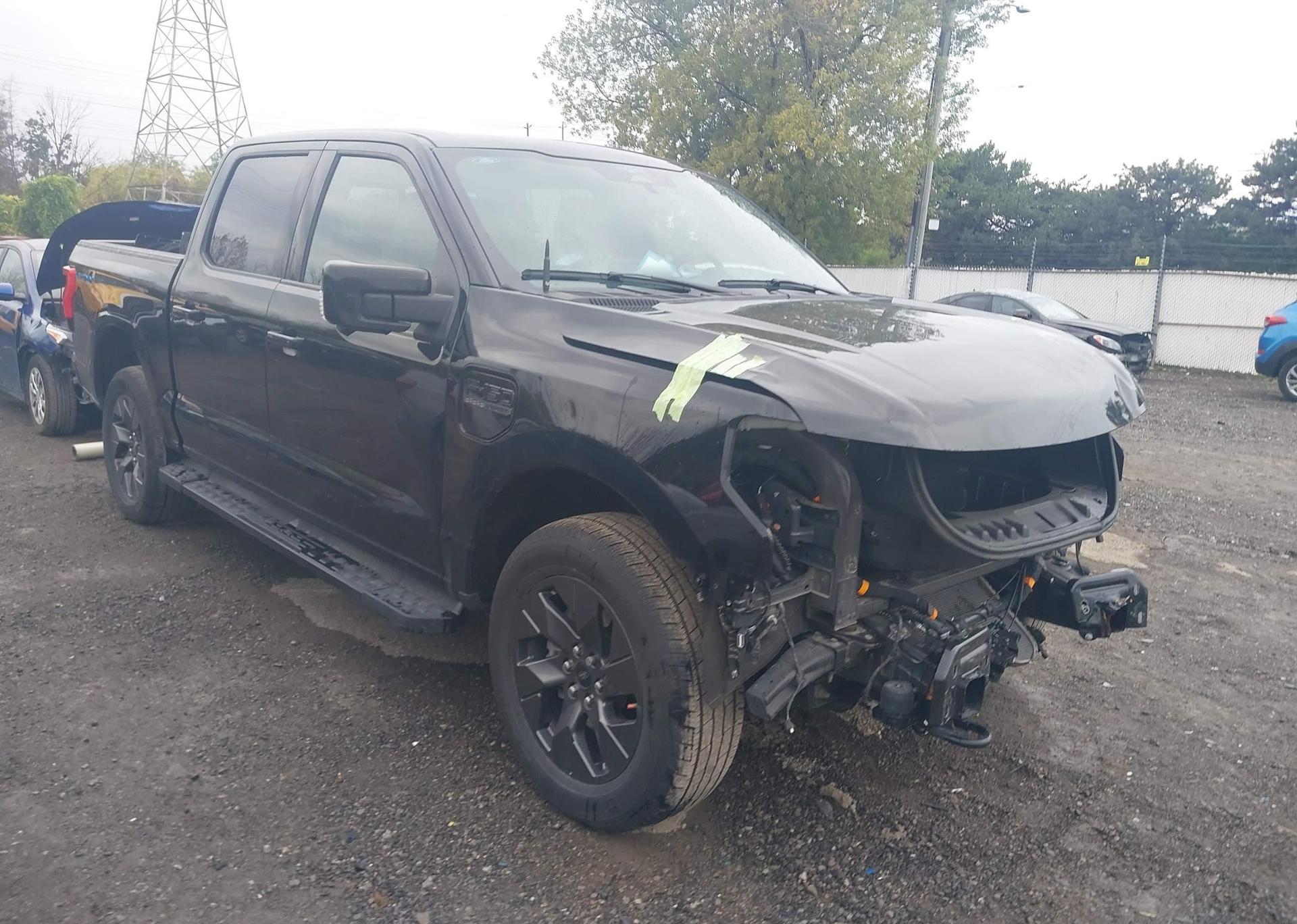 2023 FORD F-150 LIGHTNING LARIAT