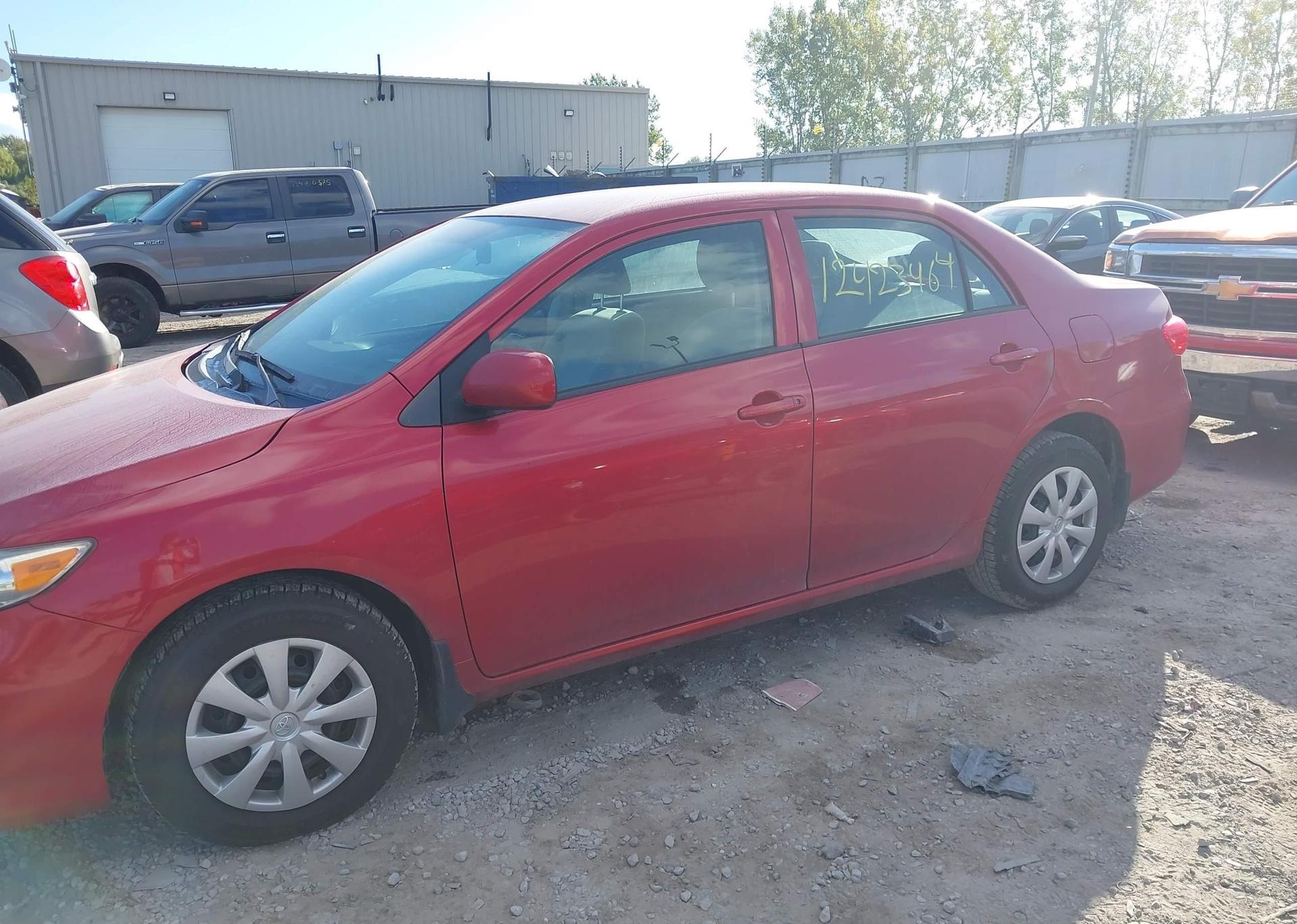 2011 TOYOTA COROLLA S