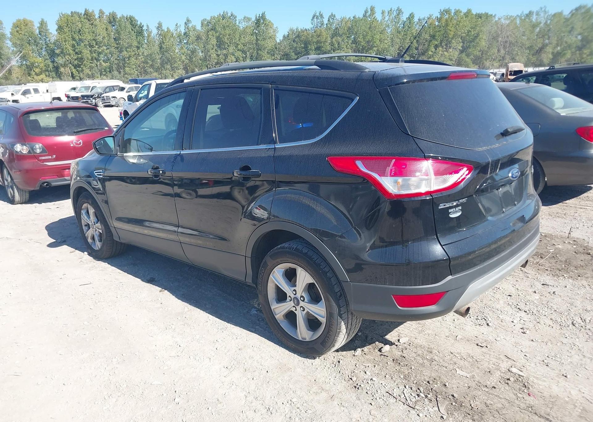 2016 FORD ESCAPE SE