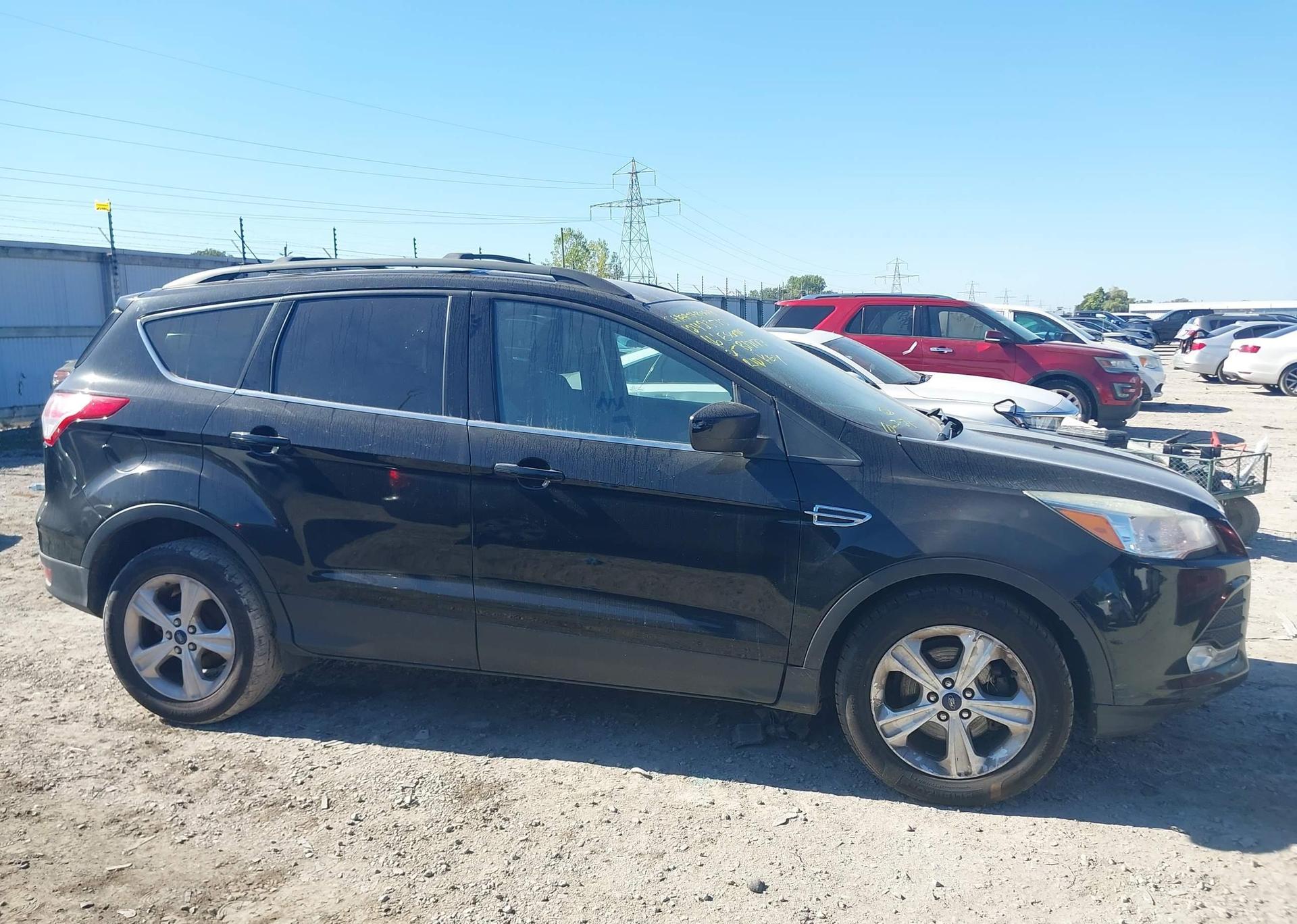 2016 FORD ESCAPE SE