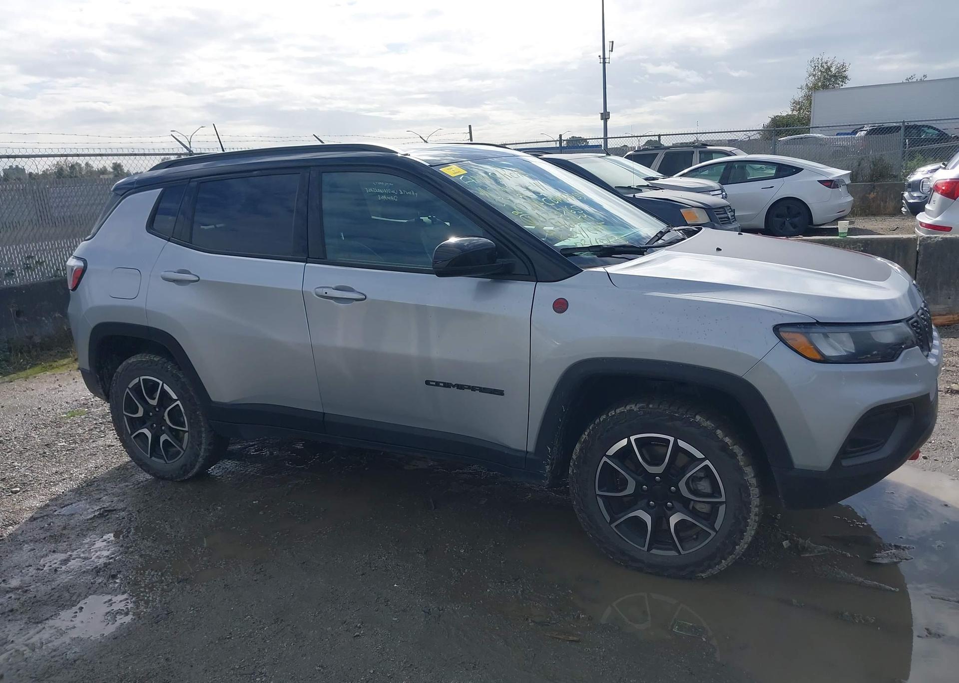 2024 JEEP COMPASS TRAILHAWK