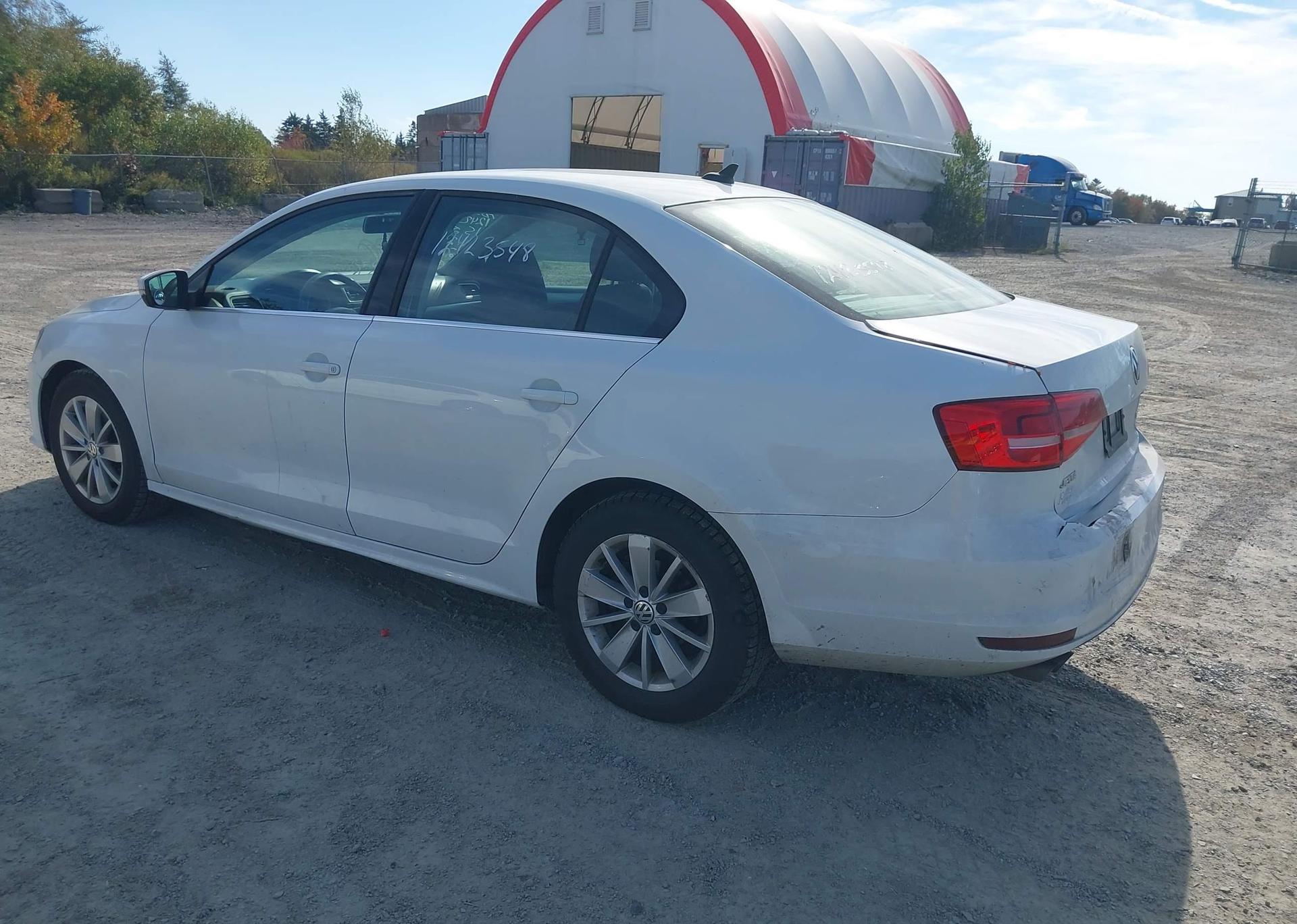 2015 VOLKSWAGEN JETTA 2.0 TDI COMFORTLINE