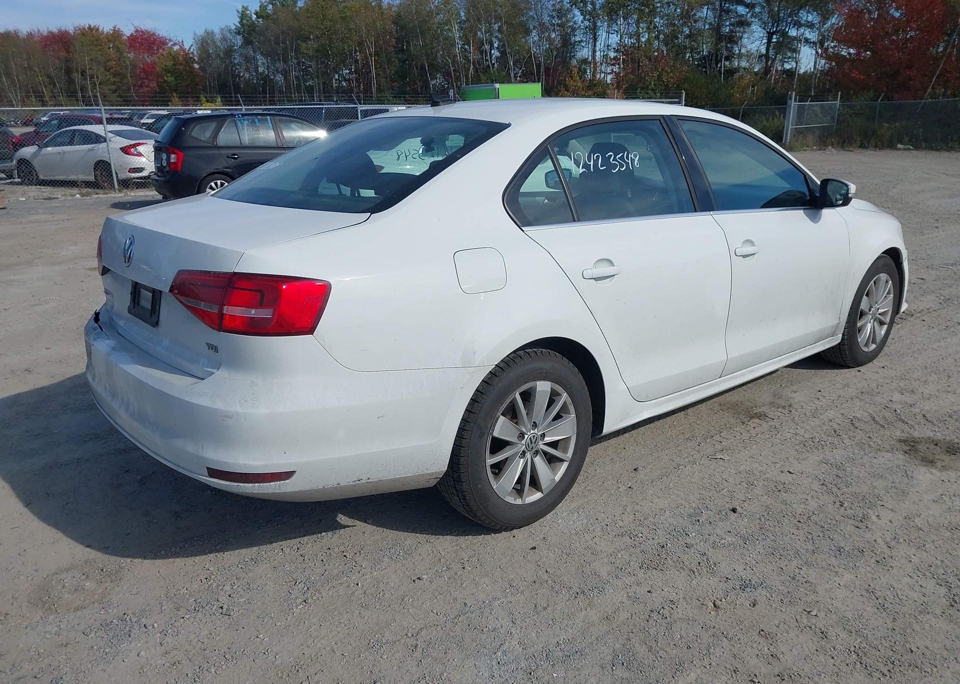 2015 VOLKSWAGEN JETTA 2.0 TDI COMFORTLINE