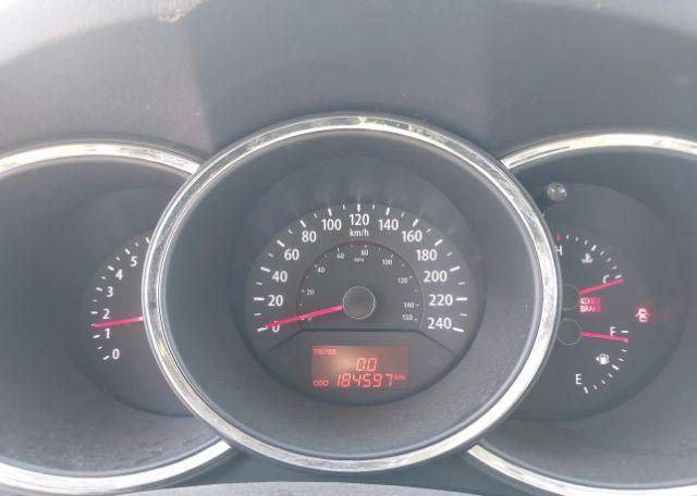 2012 KIA SORENTO LX