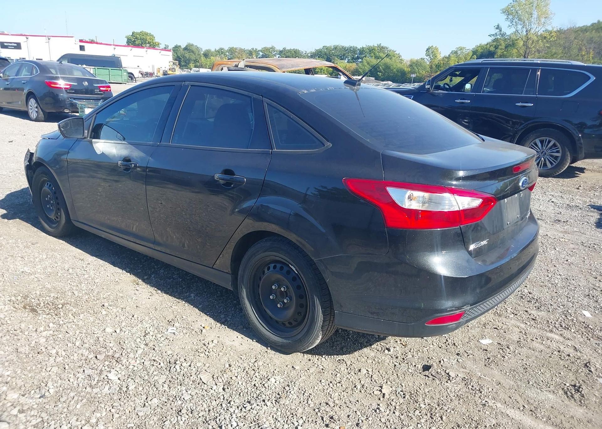 2013 FORD FOCUS SE