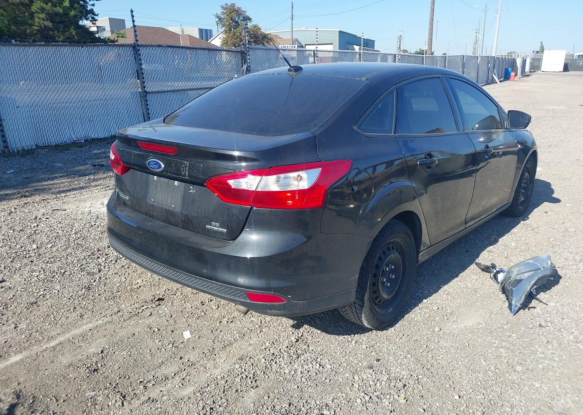 2013 FORD FOCUS SE