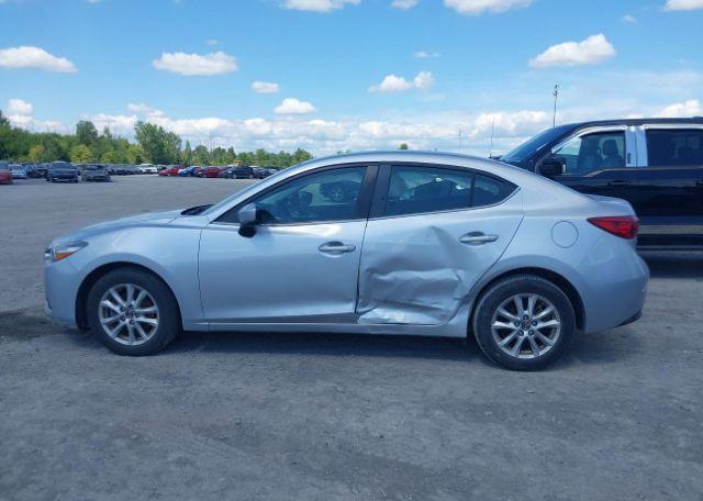 2018 MAZDA 3 GS