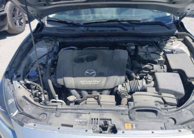 2018 MAZDA 3 GS