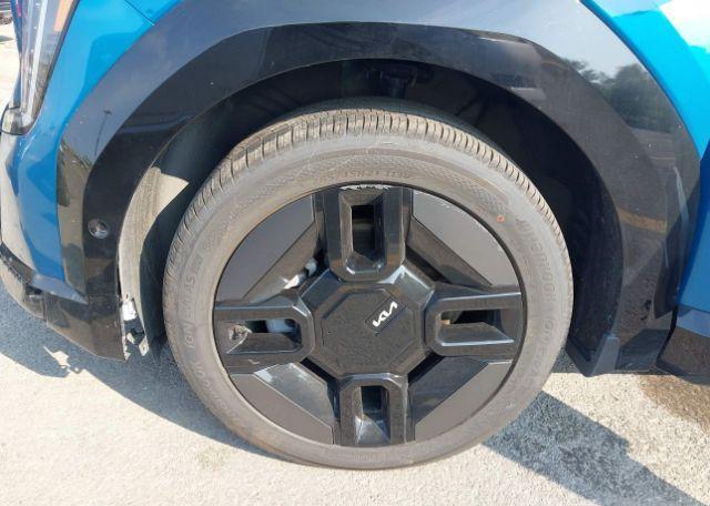 2025 KIA EV9 LAND W