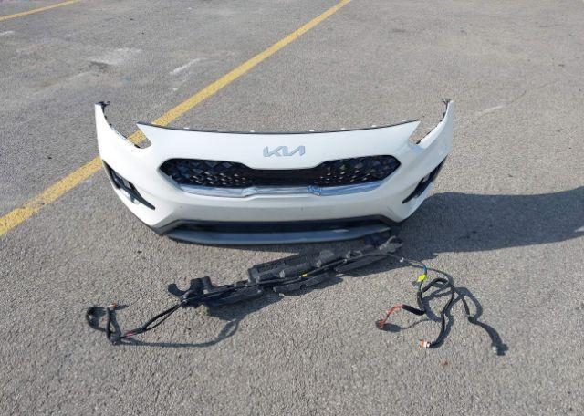 2022 KIA NIRO EX