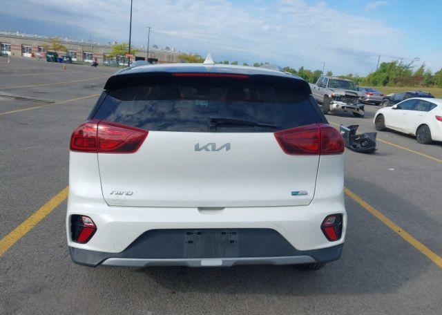 2022 KIA NIRO EX