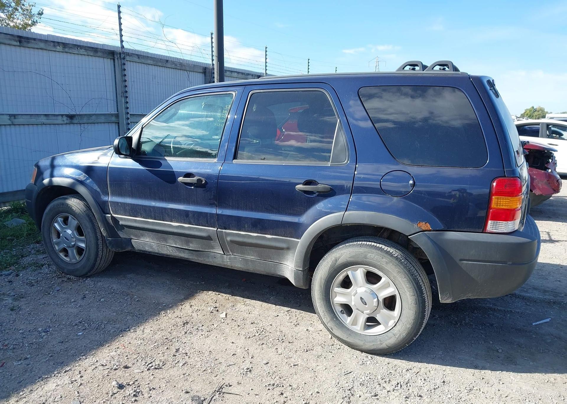 2004 FORD ESCAPE XLT