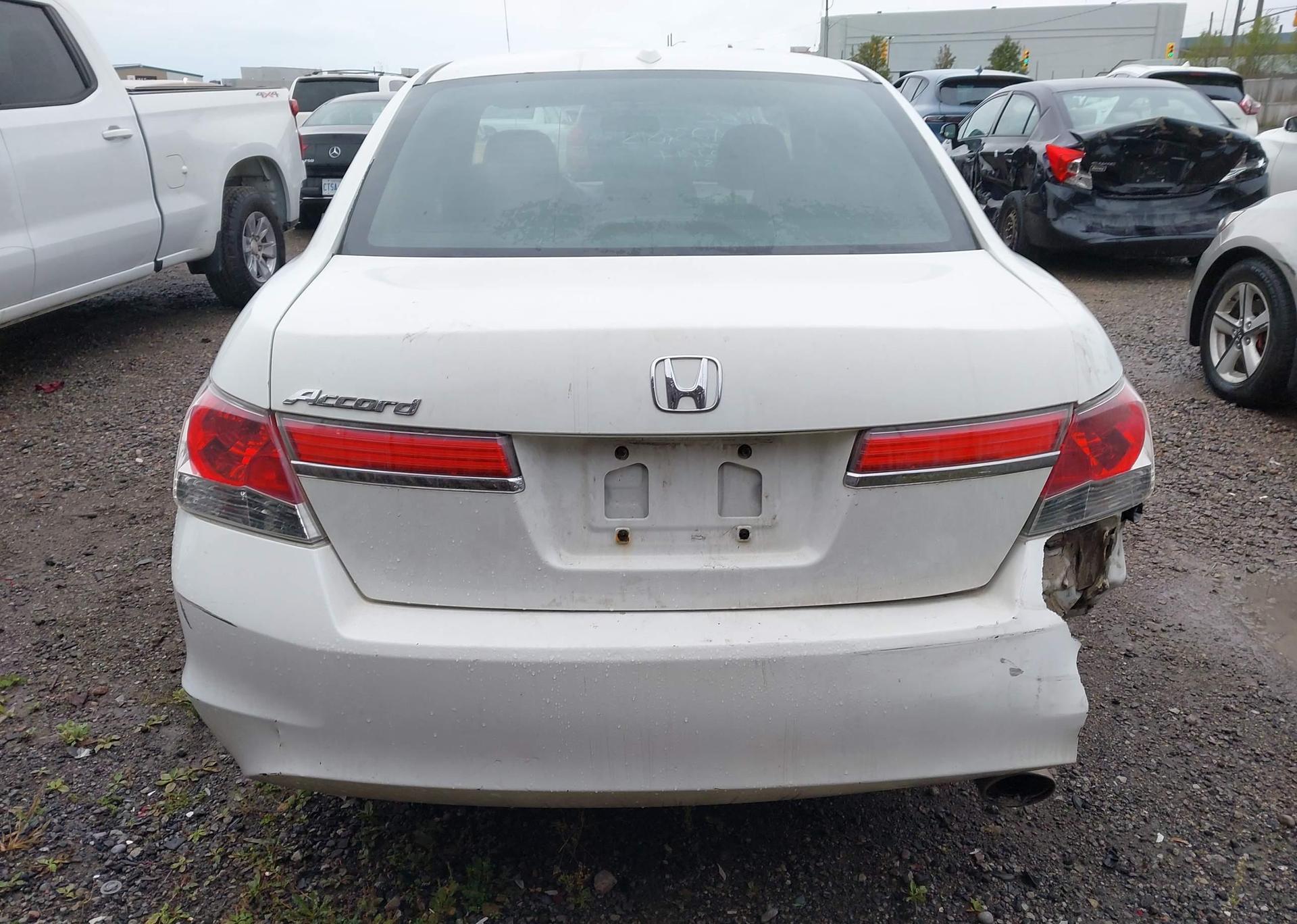 2011 HONDA ACCORD