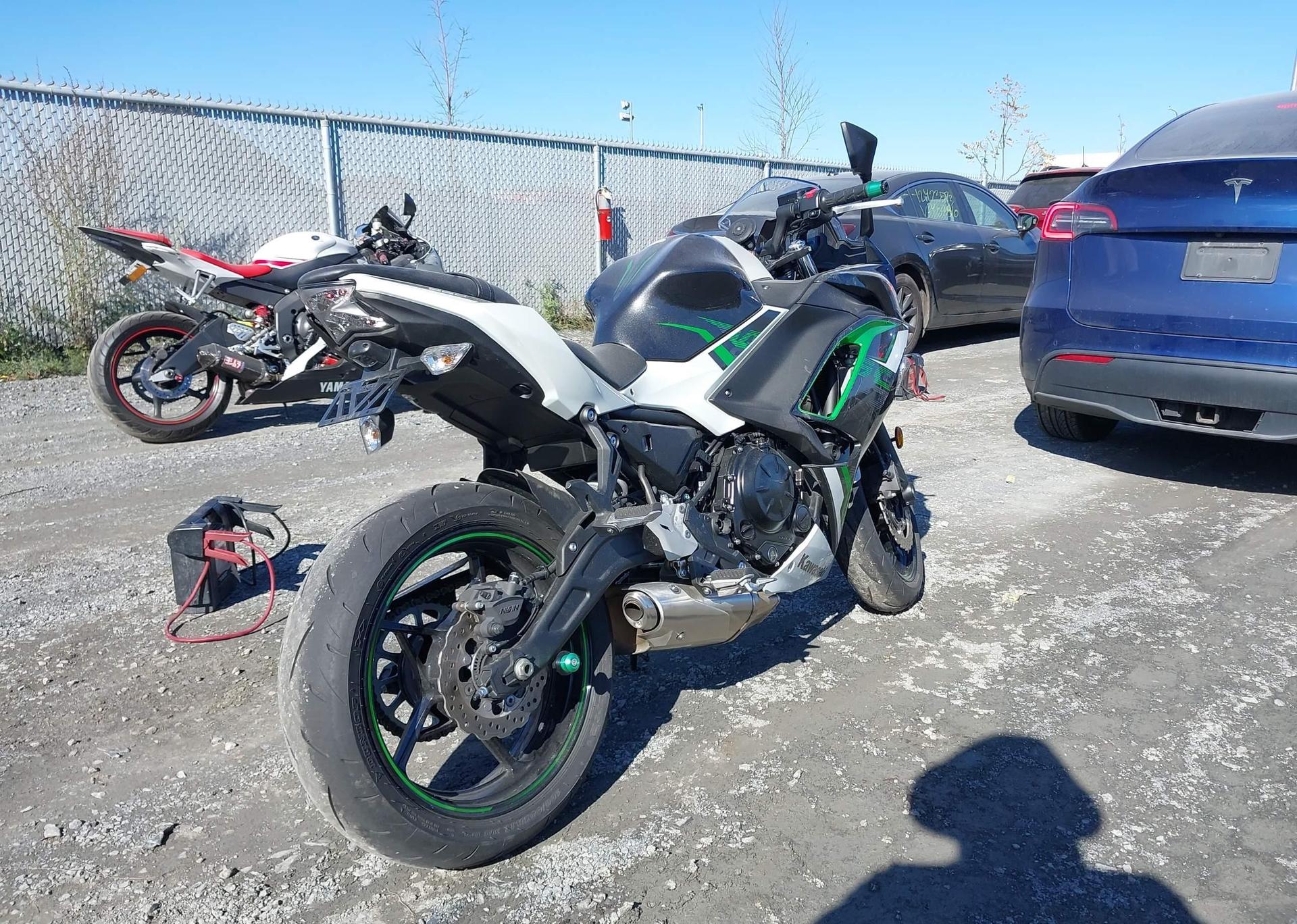 2022 KAWASAKI EX650 M