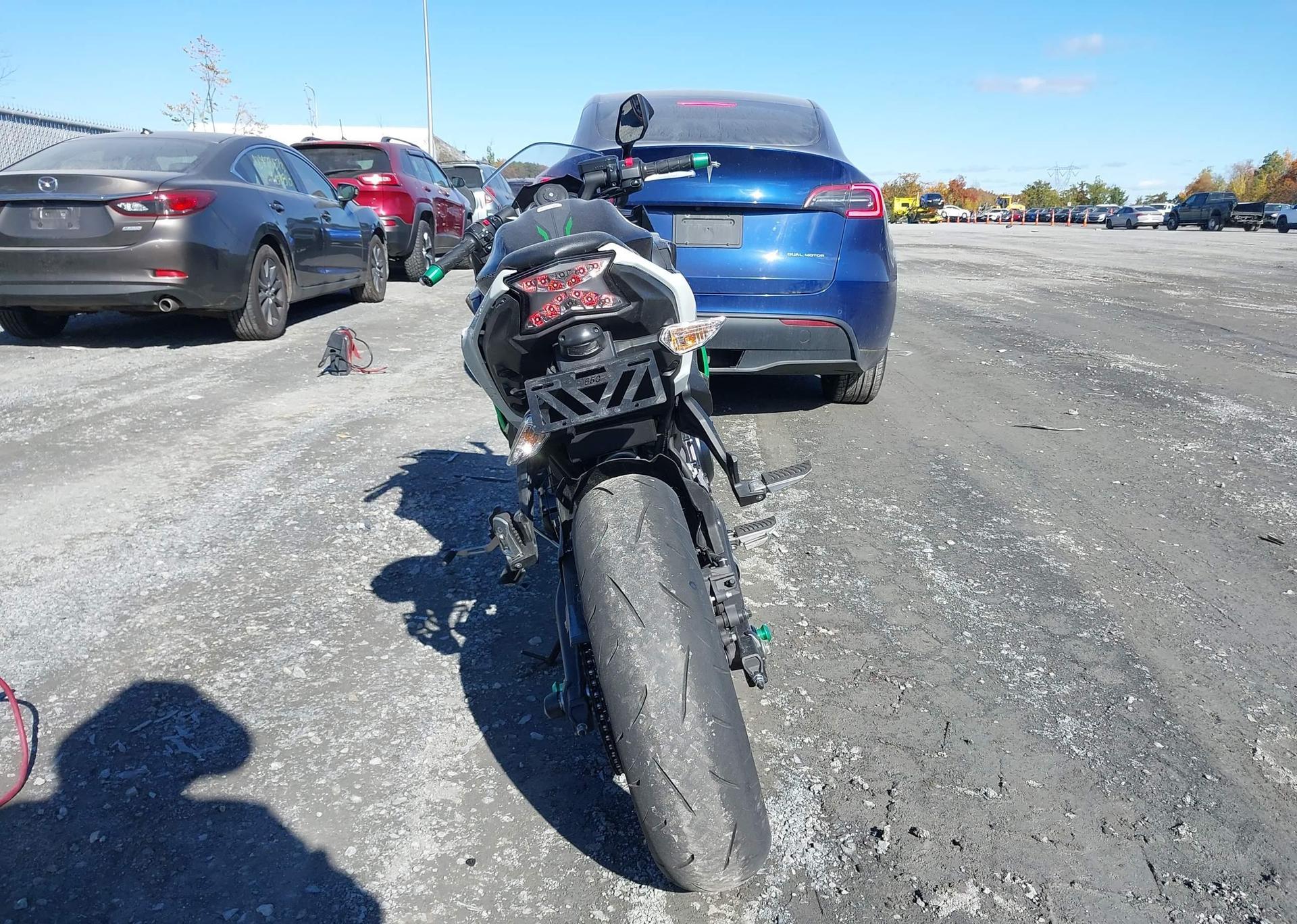2022 KAWASAKI EX650 M