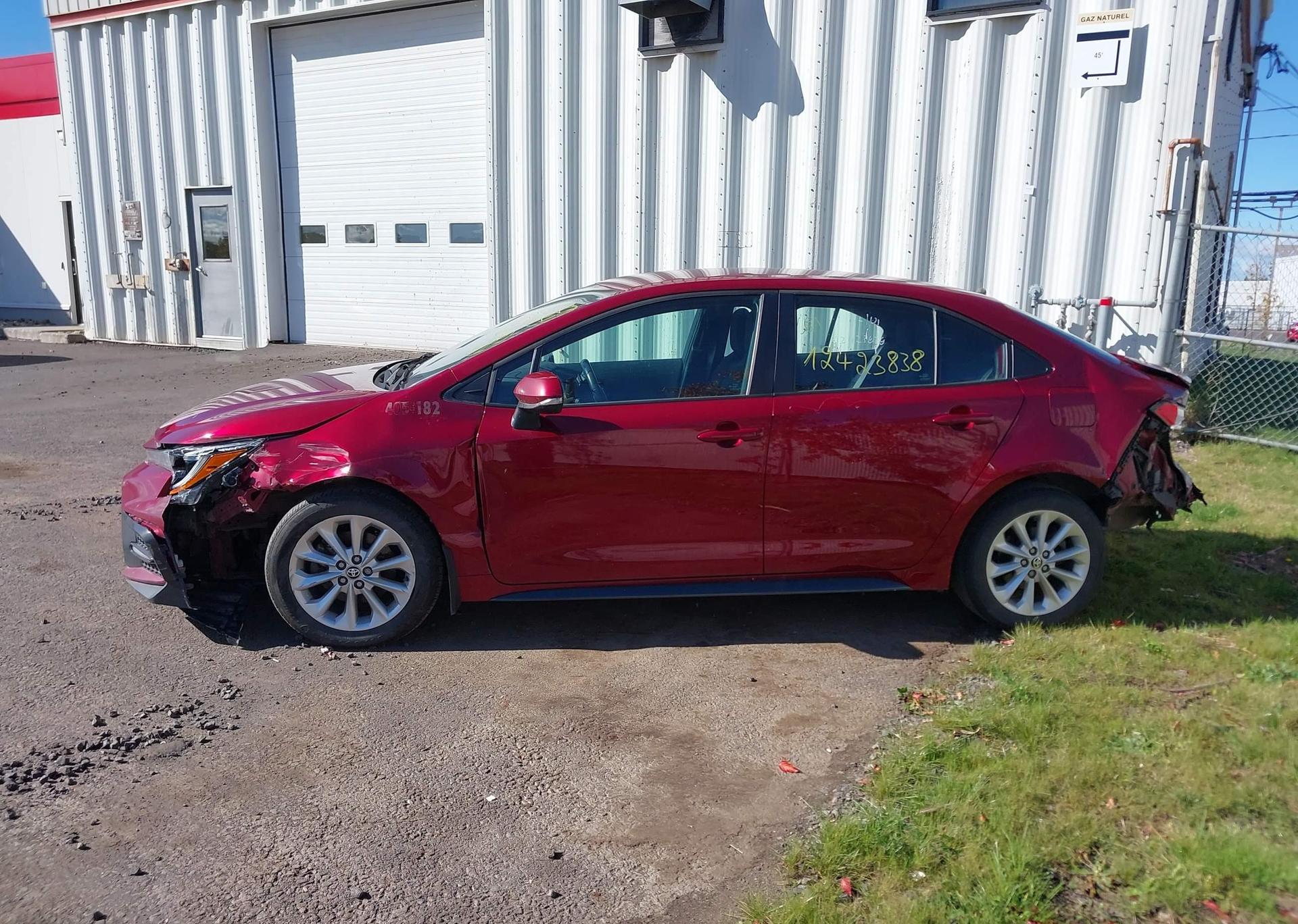 2022 TOYOTA COROLLA SE