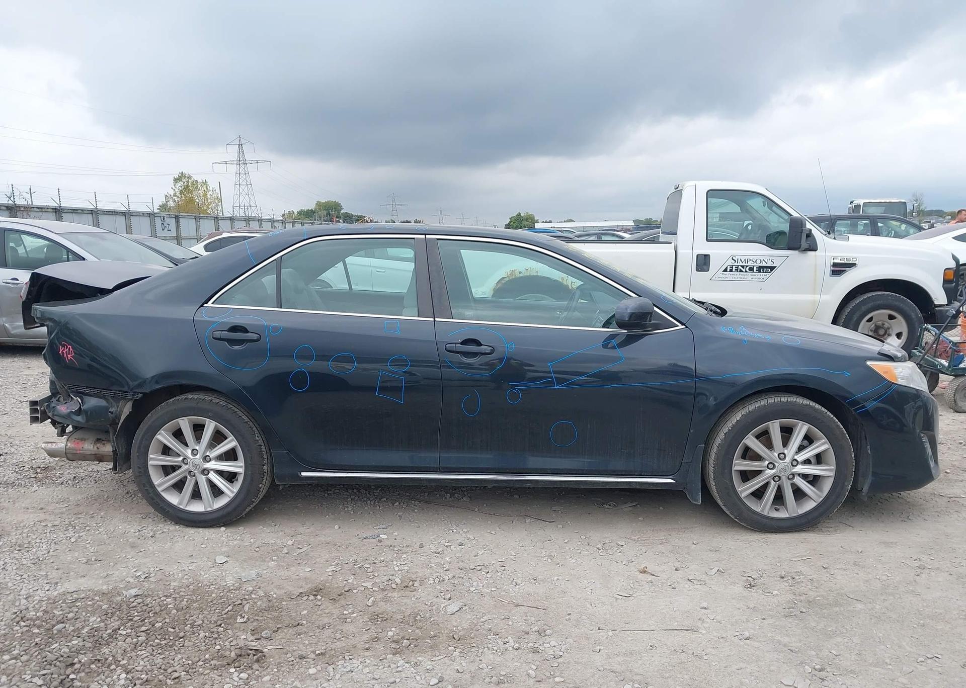 2012 TOYOTA CAMRY XLE
