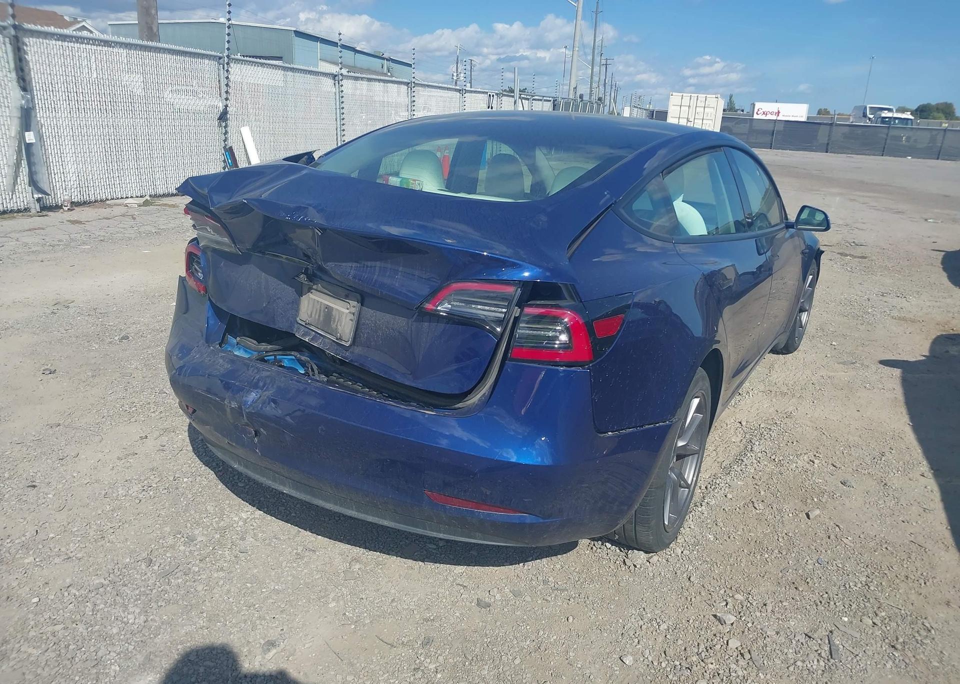 2023 TESLA MODEL 3 RWD