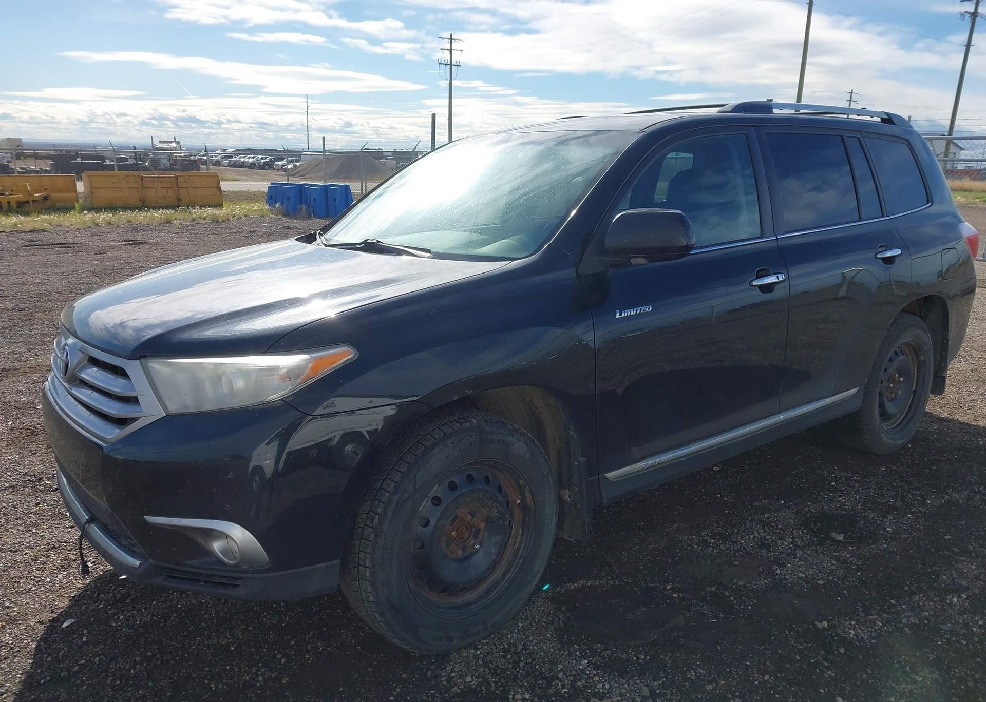 2011 TOYOTA HIGHLANDER LIMITED