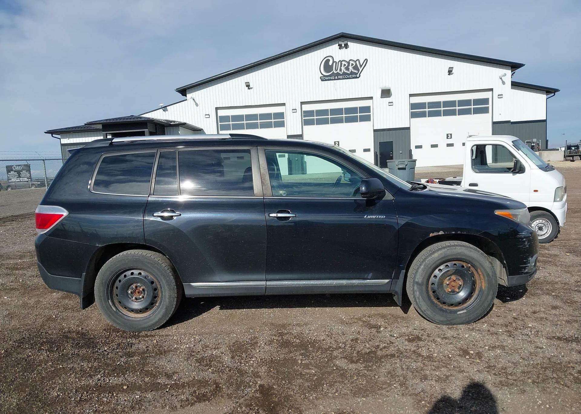 2011 TOYOTA HIGHLANDER LIMITED