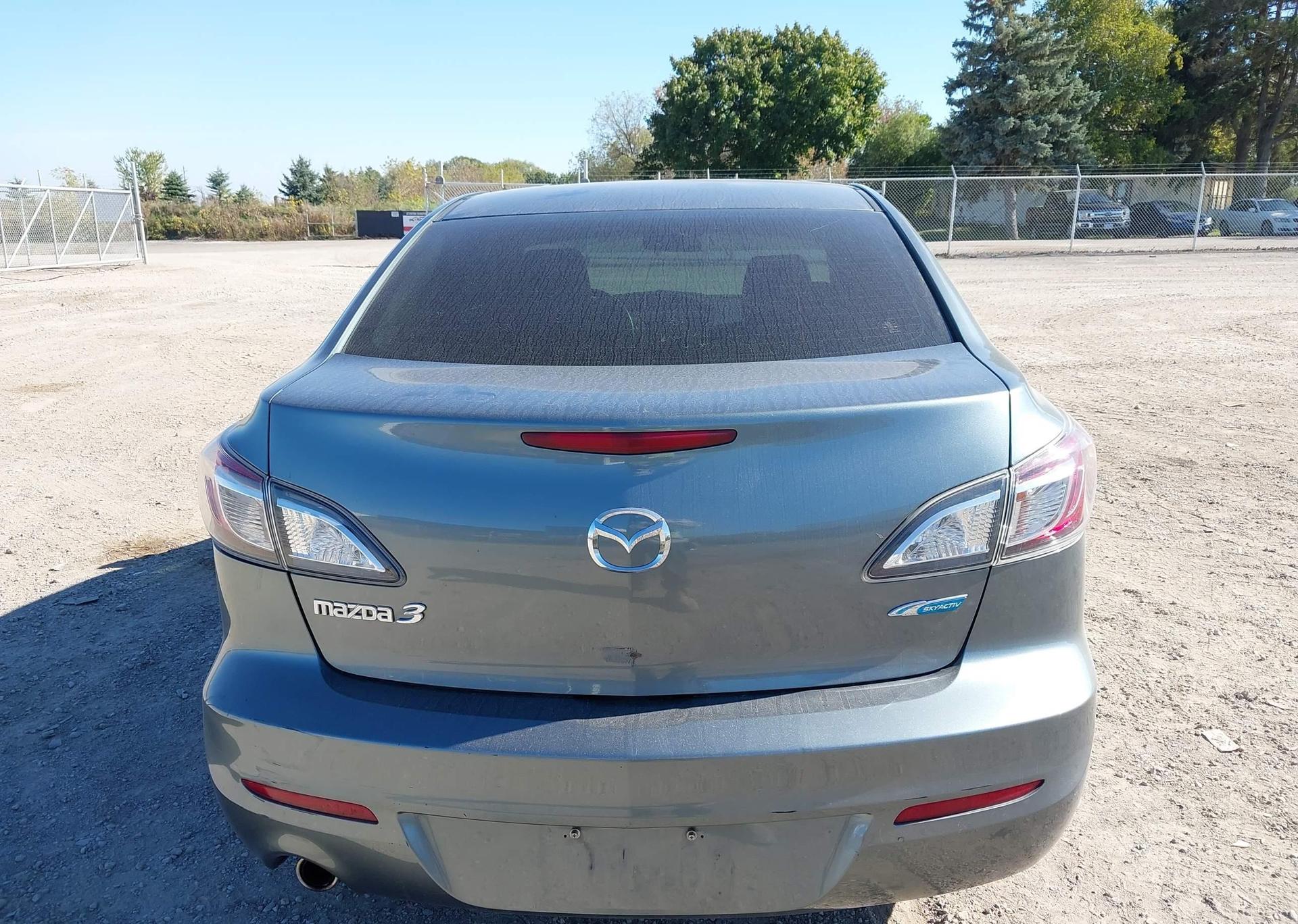 2012 MAZDA MAZDA3 GS-SKY