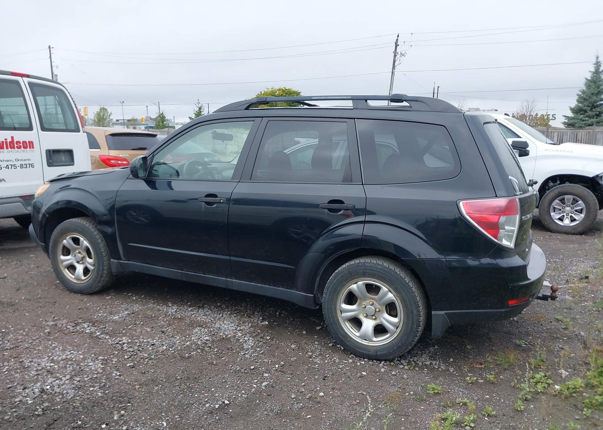 2010 SUBARU FORESTER XS