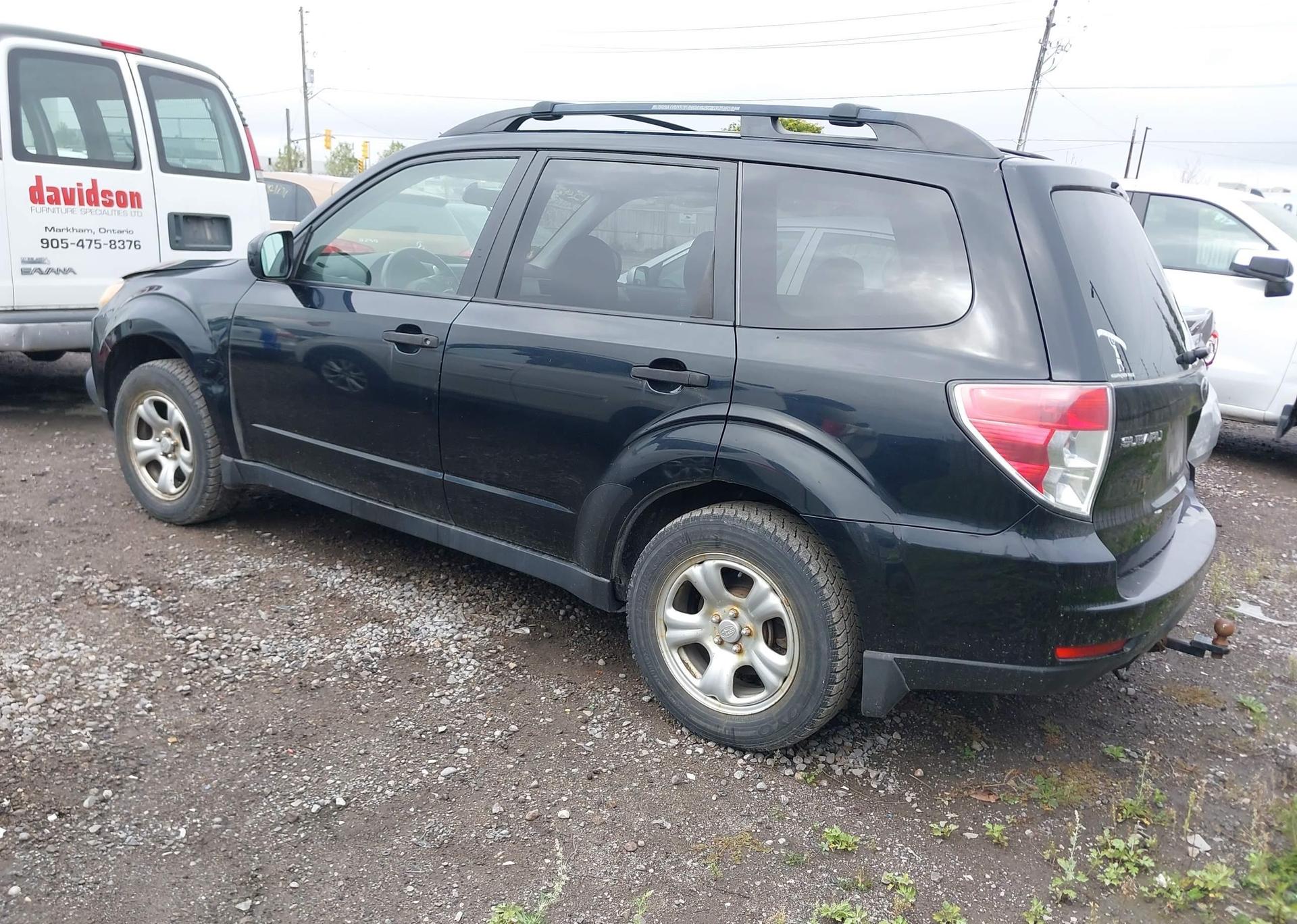 2010 SUBARU FORESTER XS