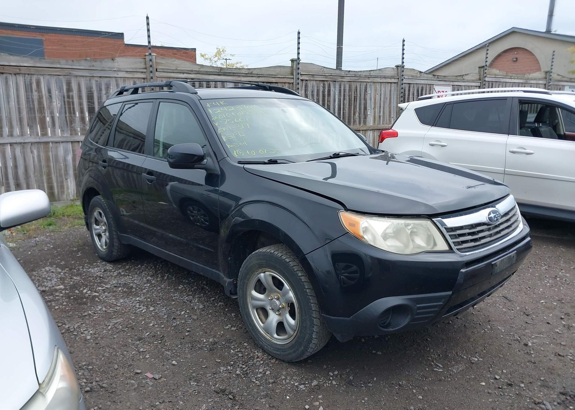 2010 SUBARU FORESTER XS