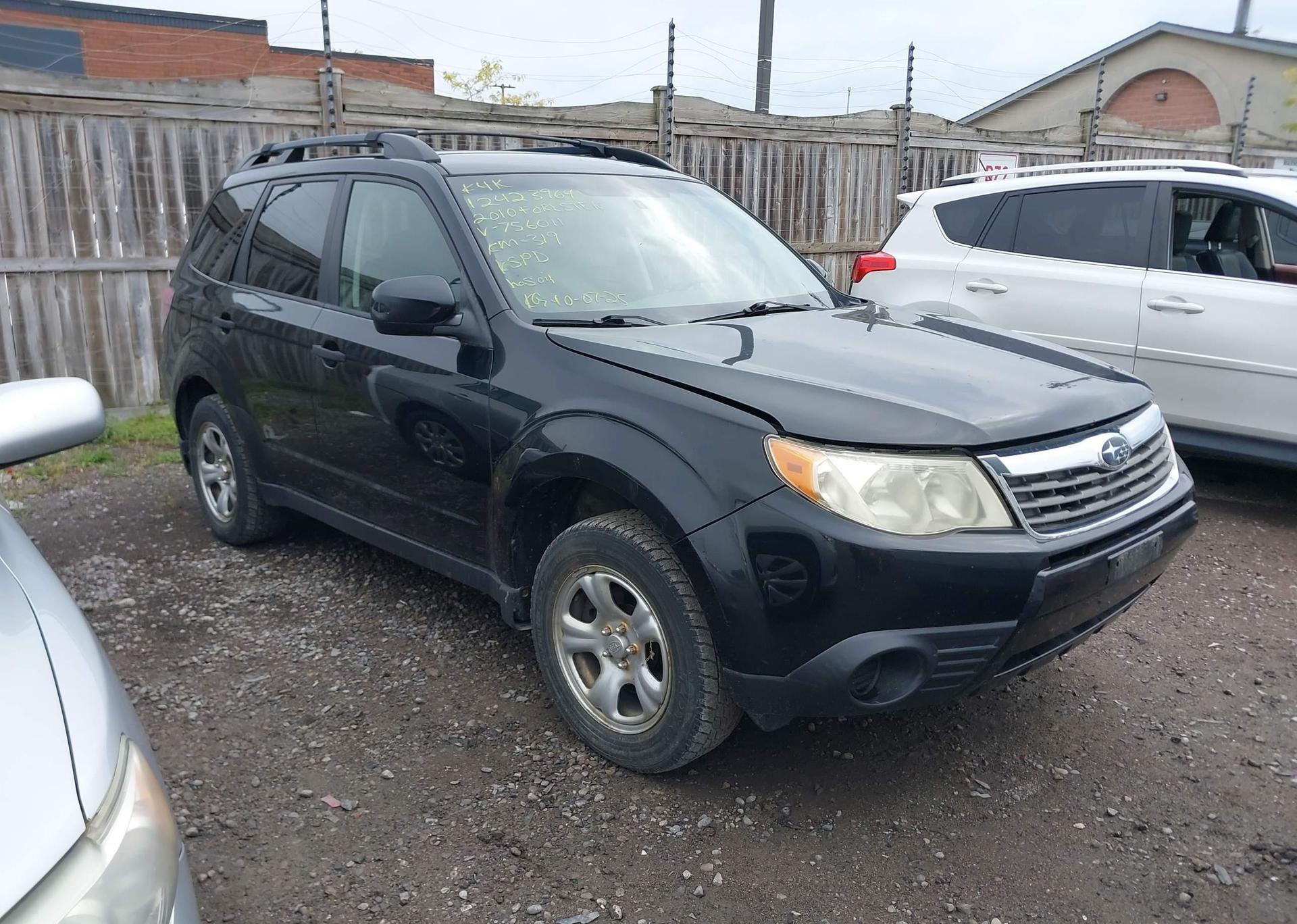 2010 SUBARU FORESTER XS