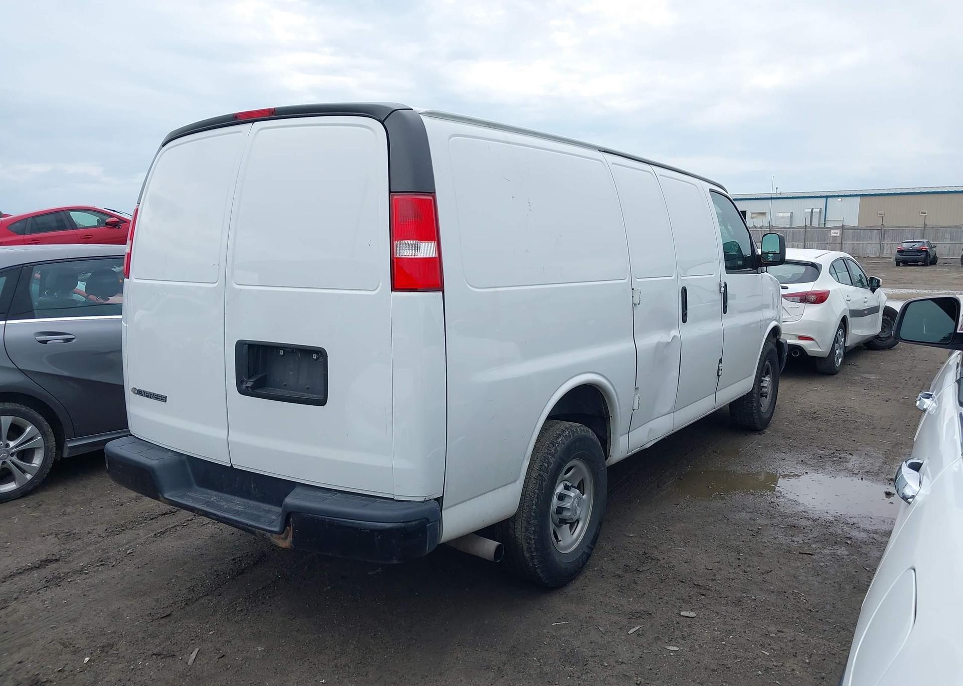 2019 CHEVROLET EXPRESS G2500