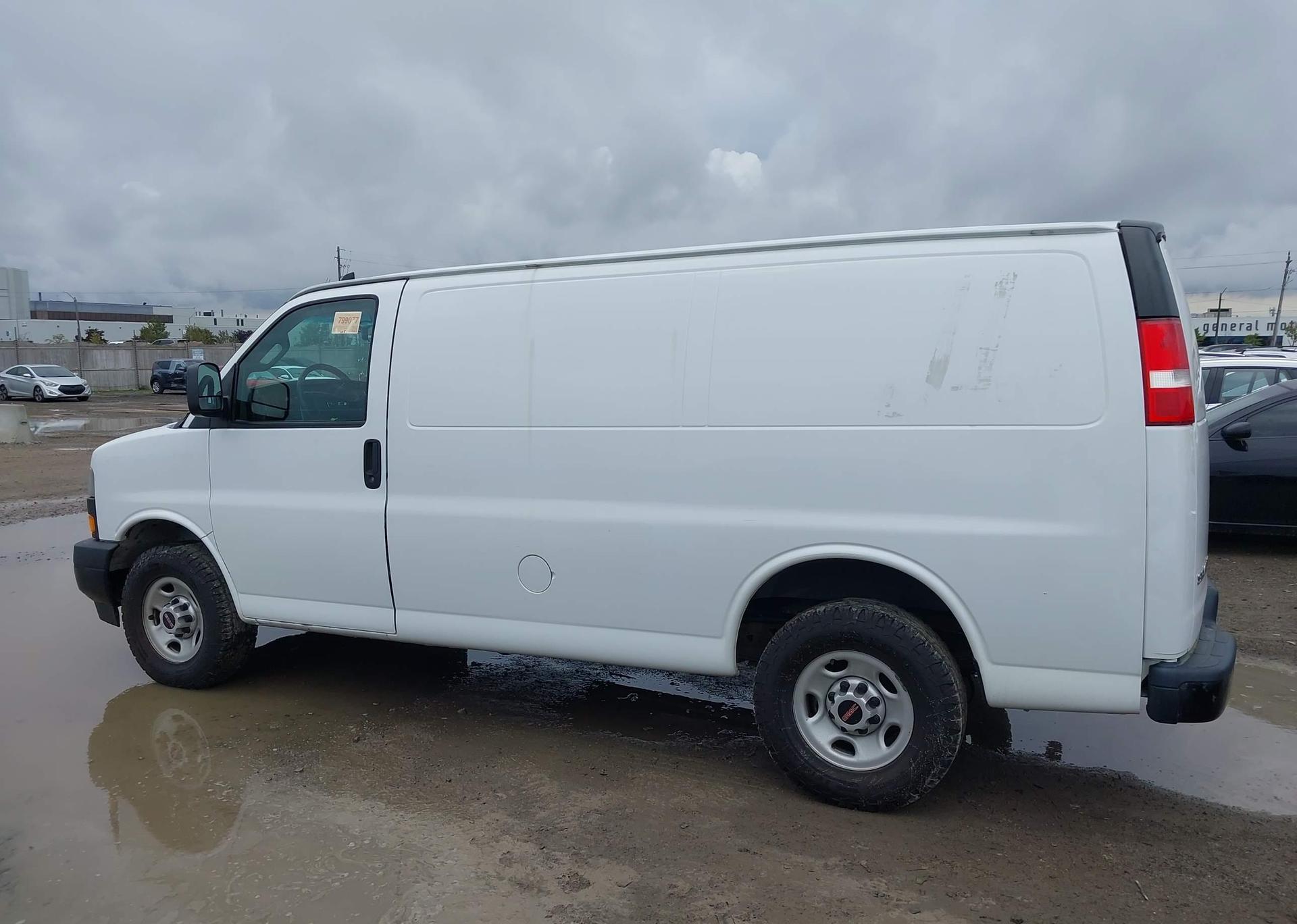 2019 GMC SAVANA G2500