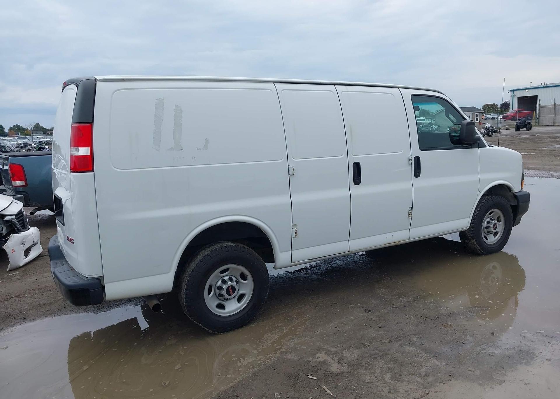 2019 GMC SAVANA G2500