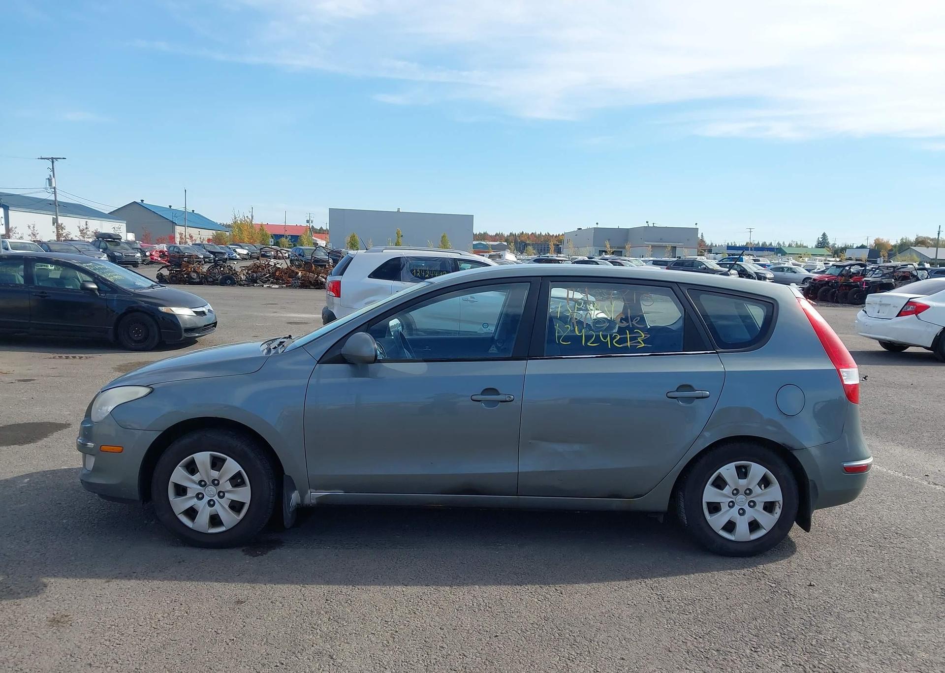 2010 HYUNDAI ELANTRA TOURING GLS