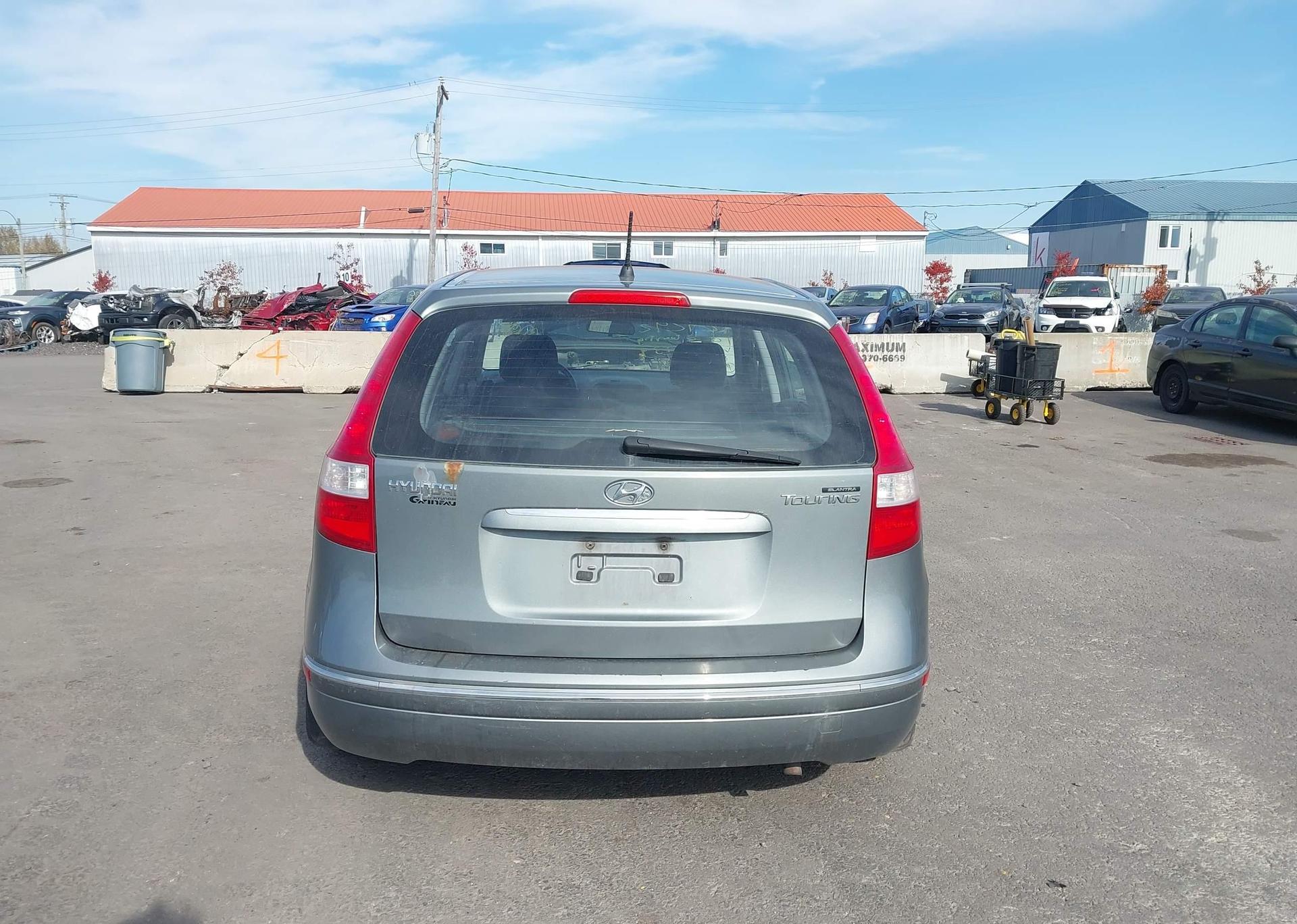 2010 HYUNDAI ELANTRA TOURING GLS