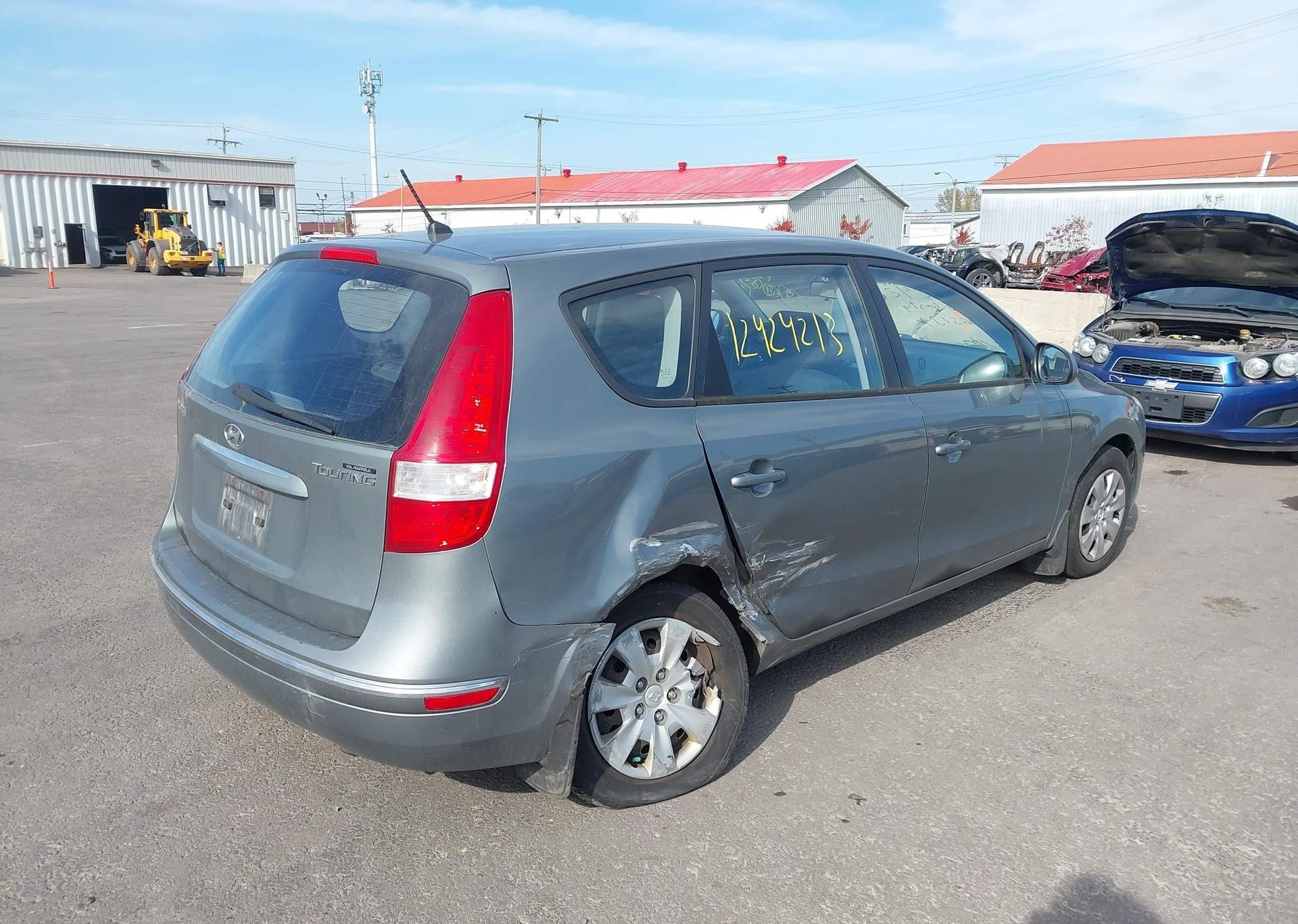 2010 HYUNDAI ELANTRA TOURING GLS