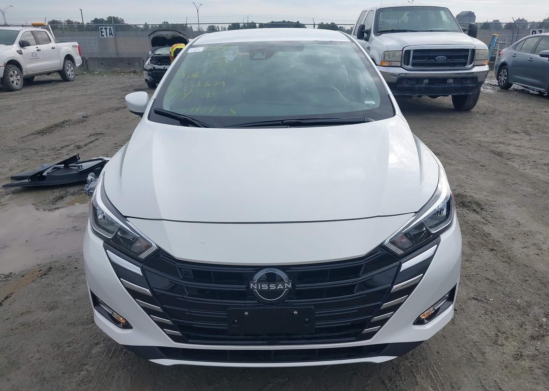 2025 NISSAN VERSA SV