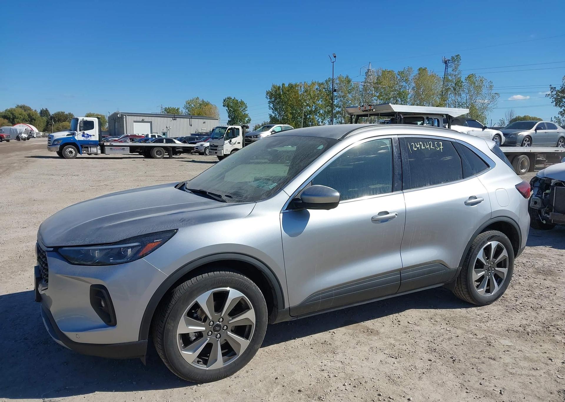 2024 FORD ESCAPE PLATINUM