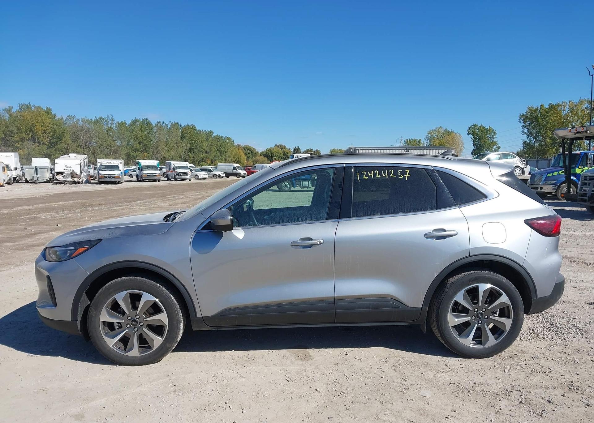 2024 FORD ESCAPE PLATINUM