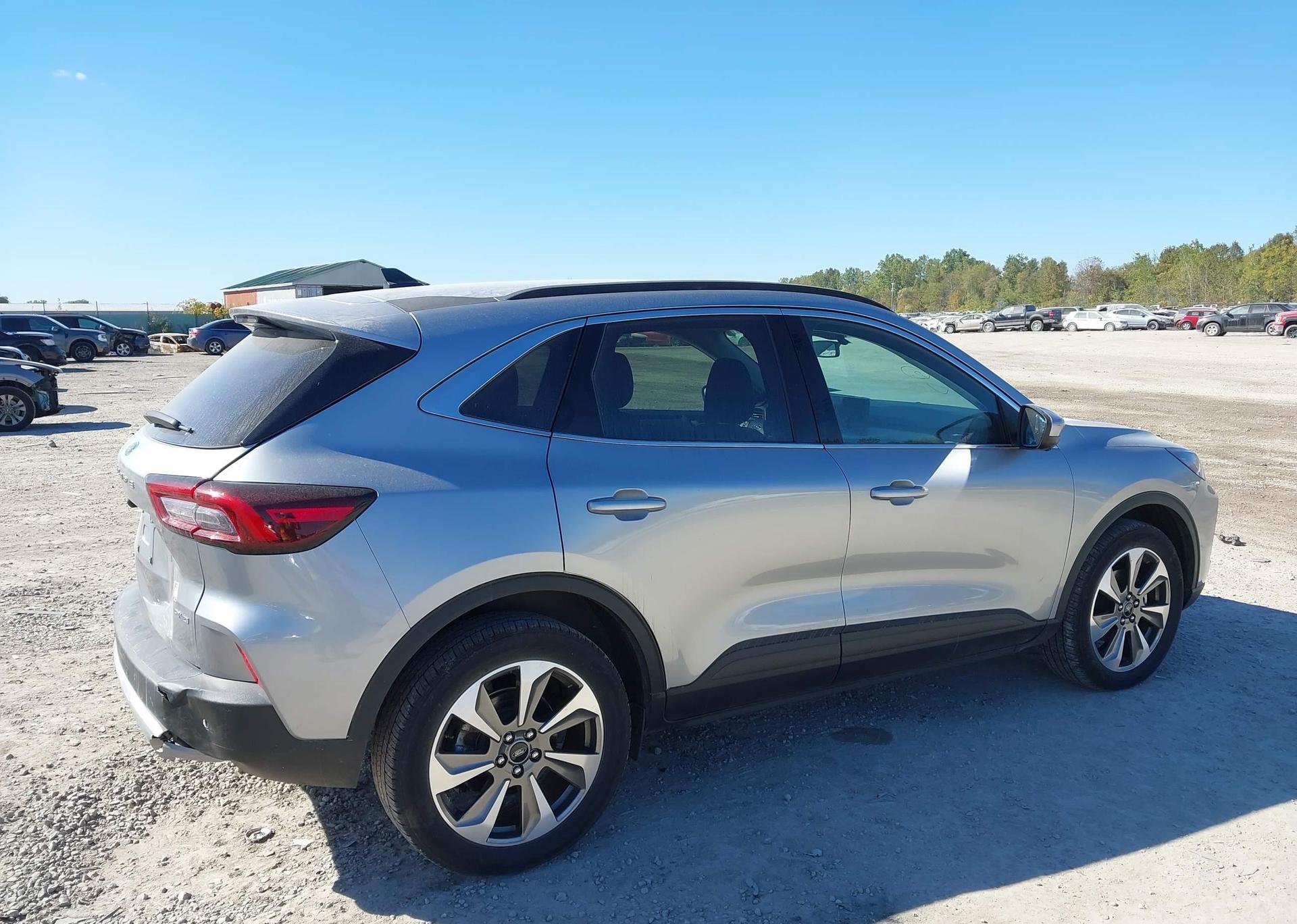 2024 FORD ESCAPE PLATINUM