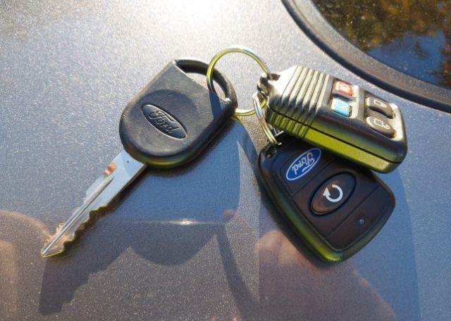 2010 FORD FOCUS SEL