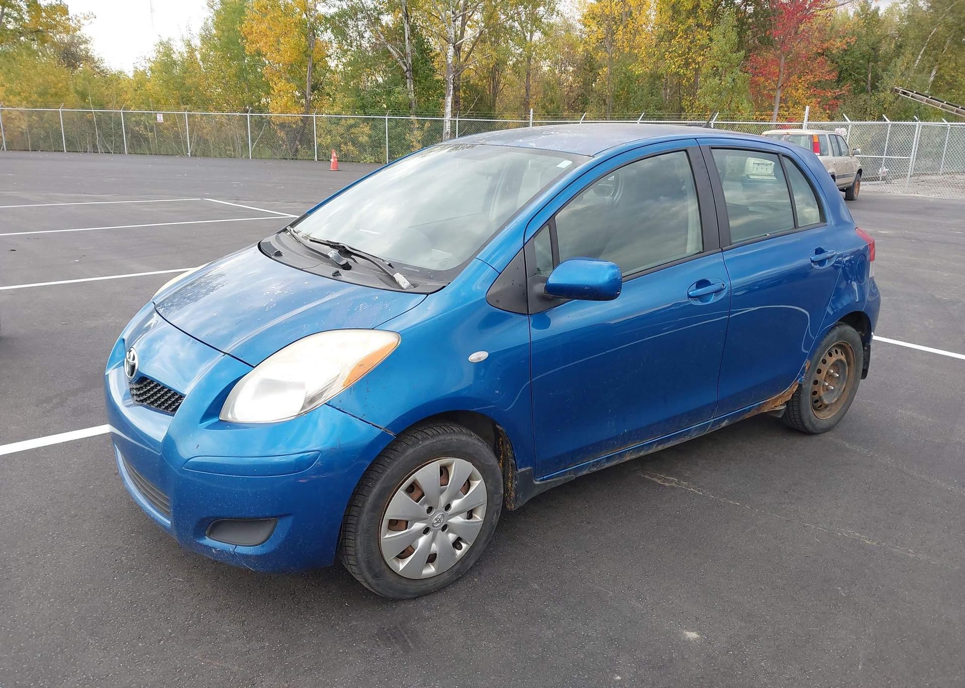 2010 TOYOTA YARIS