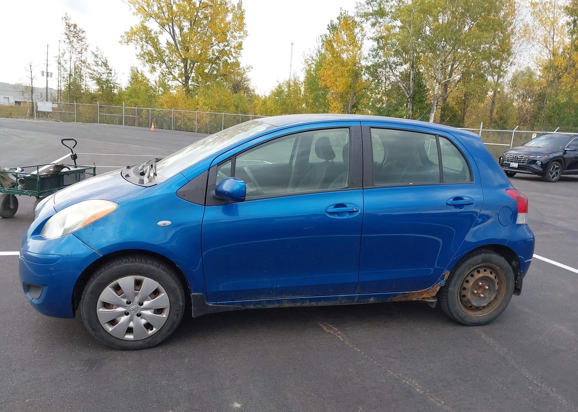 2010 TOYOTA YARIS