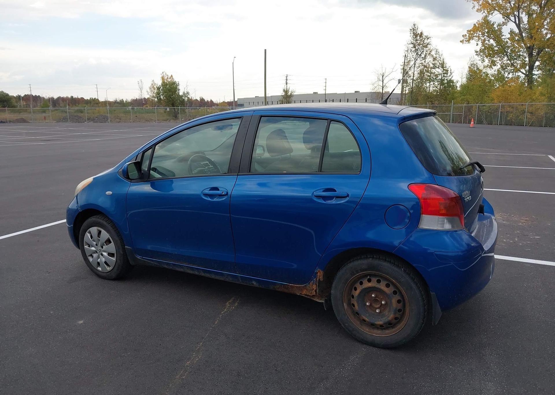 2010 TOYOTA YARIS