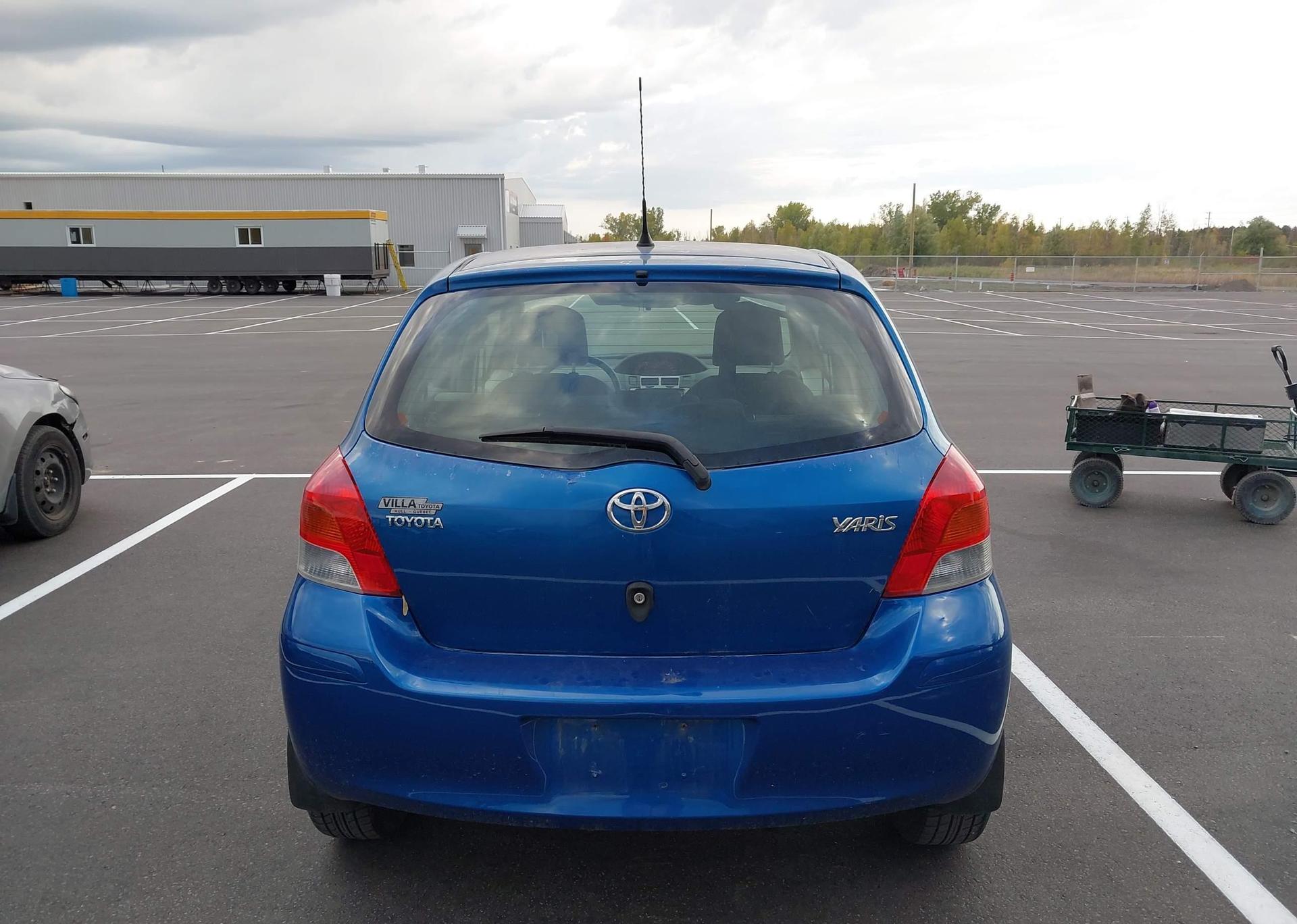 2010 TOYOTA YARIS
