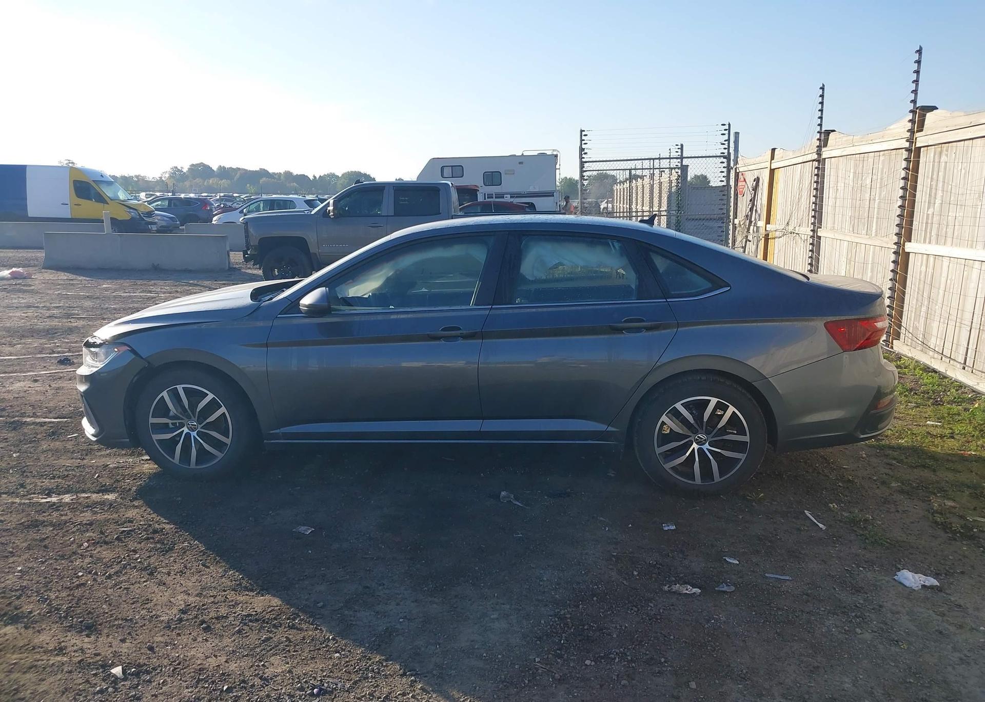 2025 VOLKSWAGEN JETTA SE