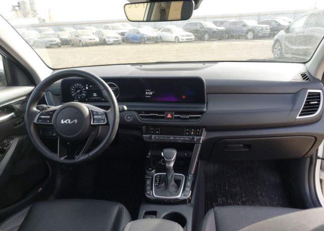 2024 KIA SELTOS EX
