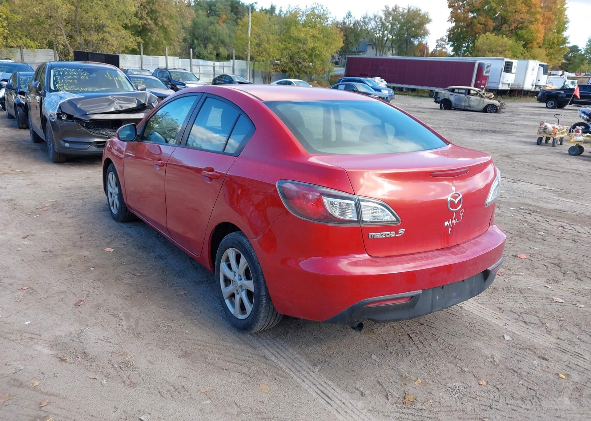 2011 MAZDA 3 I