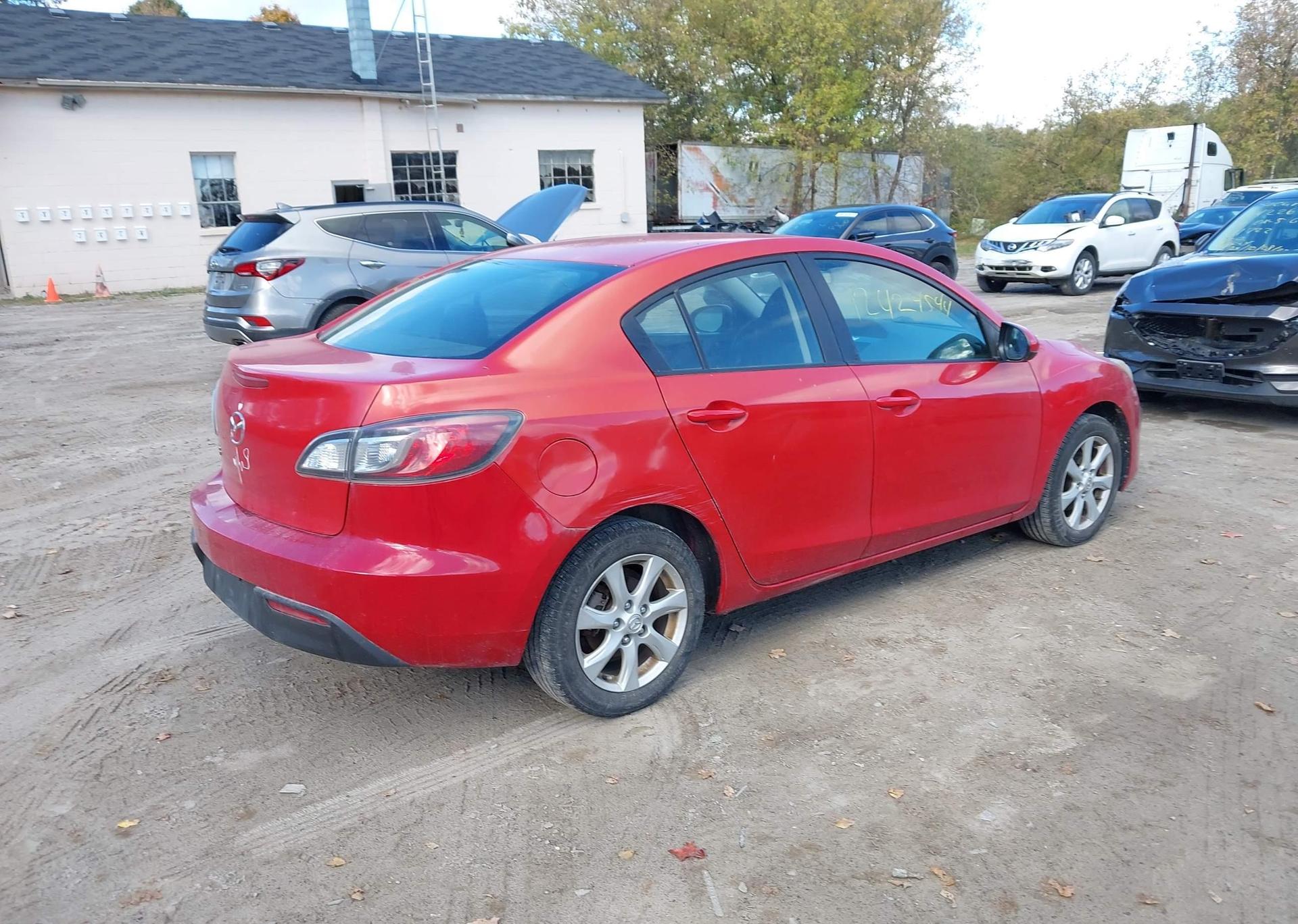 2011 MAZDA 3 I