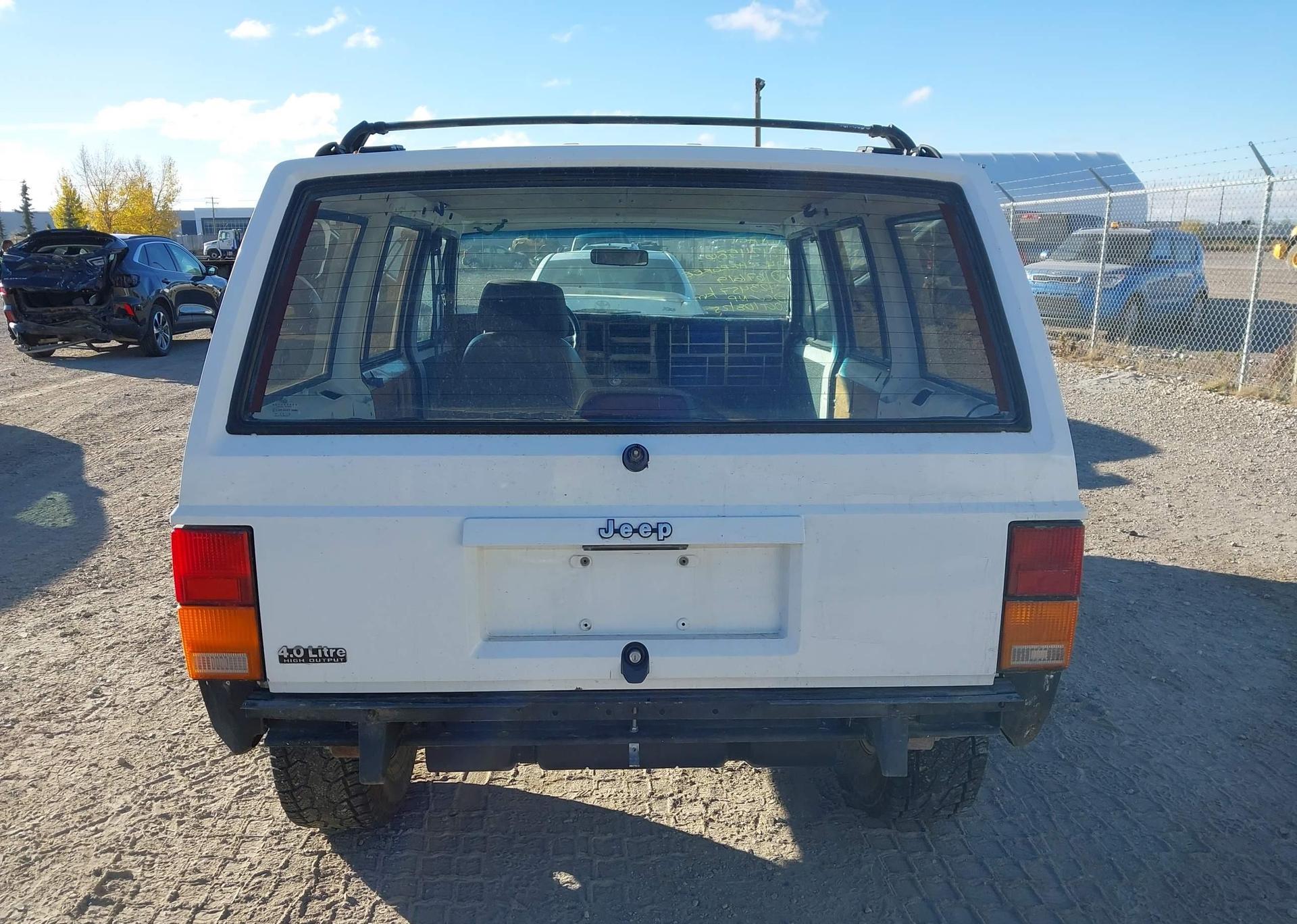 1994 JEEP CHEROKEE SPORT