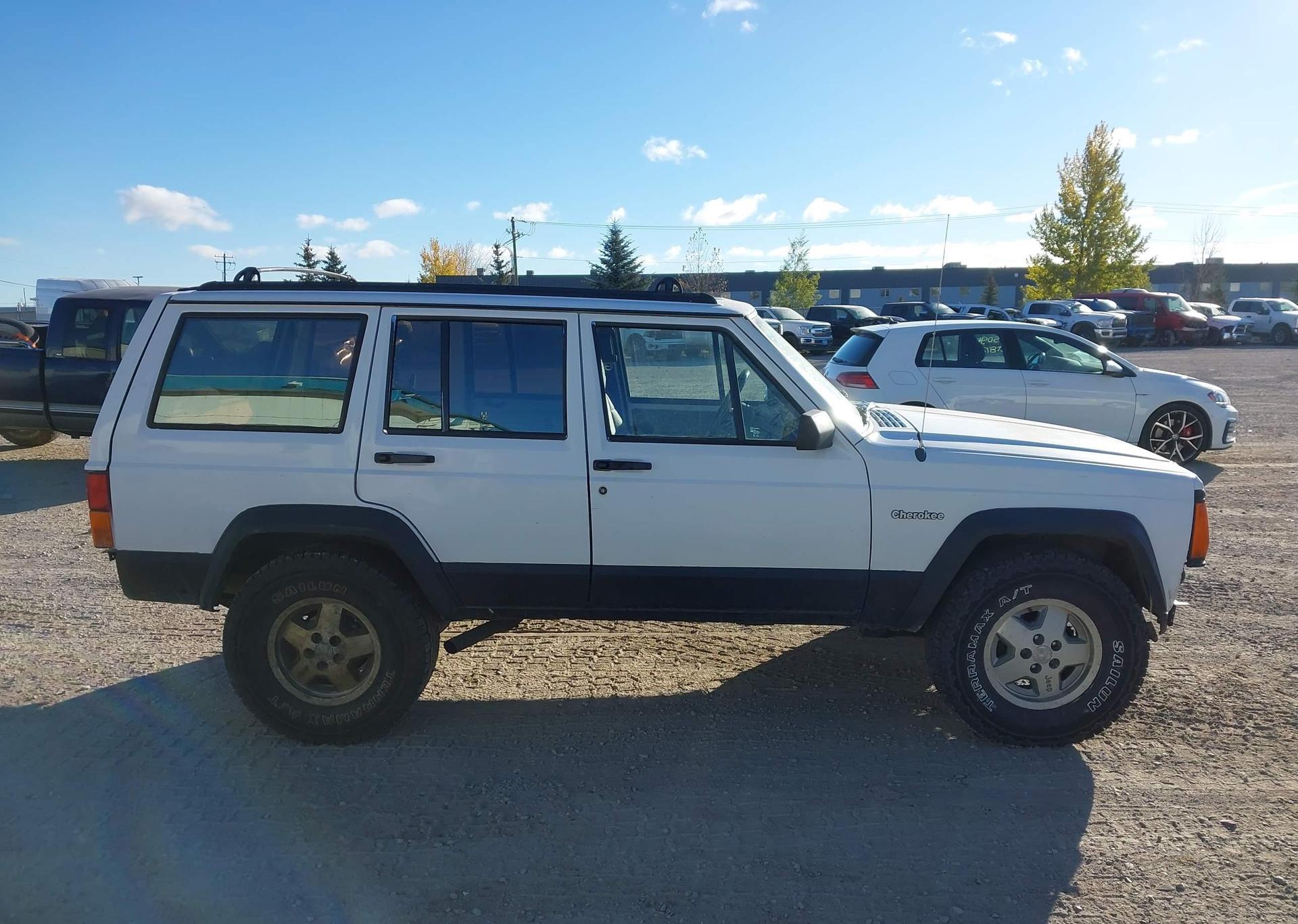 1994 JEEP CHEROKEE SPORT